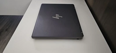 HP Spectre 13.5'' (512GB SSD, Intel Core i7-1355U, 5GHz, 16GB RAM) 2-En-1 Táctil Foto 1 de 4
