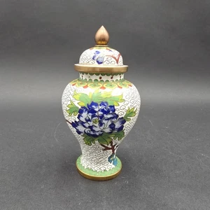Vintage Chinese Cloisonne Enamel Brass Lidded Jar Blue Floral 5.5" - Picture 1 of 11
