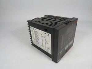 Omron E5AK-AA2-AC100-240 Digital Temperature Controller *Face Damage* USED - Picture 1 of 4