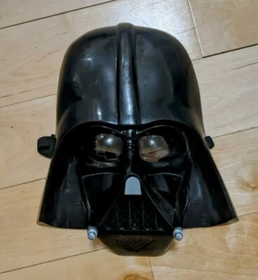 Darth Vader STAR WARS mask - Image 1 of 2