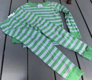 HANNA ANDERSSON 100% ORGANIC COTTON GRAY & GREEN STRIPES PAJAMAS US SIZE 5 - Picture 1 of 7