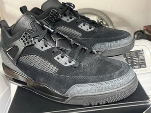 JORDAN SPIZIKE LOW BLACK/BLACK-ANTHRACITE NOIR/ANTHRACIT/NOIR Men’s 11.5 - Picture 1 of 9