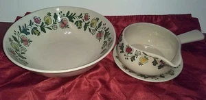 Johnson Brothers GRETCHEN Gemüseschüssel + Sauciere/Unterteller - Bild 1 von 5