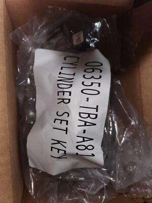 Interruptor de encendido con llave Honda Civic 2016. Juego de llaves de cilindro  Foto 1 de 4