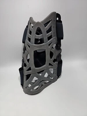 DonJoy Reaction Web Knee Brace Support Small X-Small  S/XS EUC - Image 1 of 4