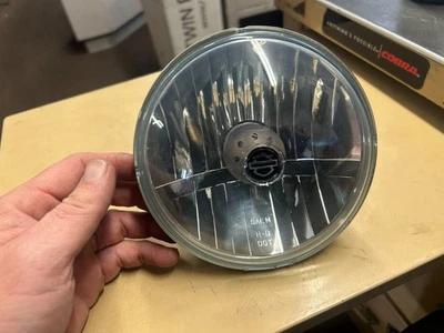 Faro Harley Davidson 5-3/4 Dyna OEM H4 68297-05 Foto 1 de 3