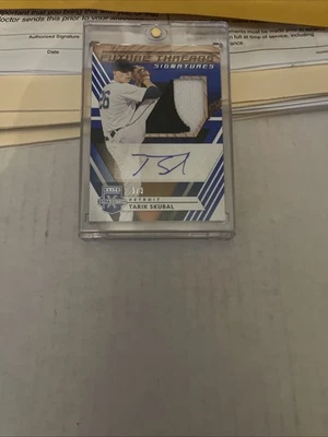 2020 Panini Elite Extra Edition - Future Threads Signatures Tarik Skubal 3/3 - Image 1 of 2