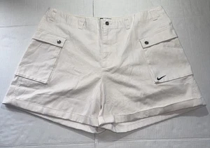 Nike Life Woven White Cargo Shorts Men's Size 40 Swoosh Nike Logo. Big Pockets - Picture 1 of 12
