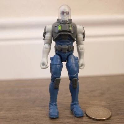 Figura de acción MR FREEZE de 4 pulgadas DC Spin Master 2021 exclusiva de Target Foto 1 de 2