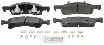 Pastillas de freno delanteras semimetálicas QuietCast Bosch 2003-2006 Ford Expedition Foto 1 de 4