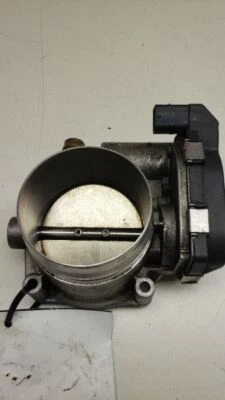 11 12 13 CUERPO ACELERADOR BMW 135I Foto 1 de 4