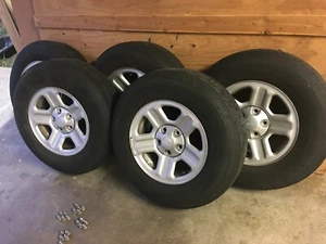 5 GOODYEAR WRANGLER-P225/75R16 on Jeep Wrangler Silver Wheels-Rims REDUCED PRICE - Picture 1 of 5