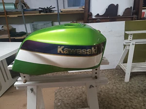 Kawasaki zrx 1100r / 1200r Tank limegreen metallic - Bild 1 von 6