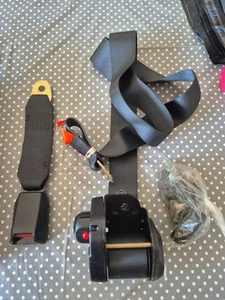 KIT CINTURÓN SEGURIDAD TRASERO AUTOMÁTICO - Imagen 1 de 2