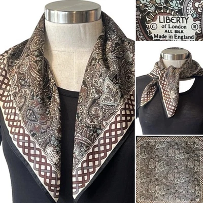 Bufanda Foulard Liberty London Marrón/Gris/Verde Paisley Seda Sarga 58,5 x 58,5 cm Foto 1 de 4