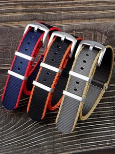 Correa de reloj universal de nailon NATO con una raya de colores sobre tres anillos 20/22 mm - Imagen 1 de 35