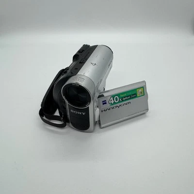 Sony DCR-HC52E Mini DV Camcorder w/ Error Code C:31:23 **Parts/Repair Only** - Image 1 of 4