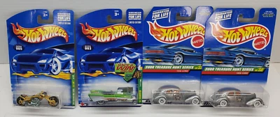 LOT  2000 2001 2002 HOT WHEELS TREASURE HUNTS 2 36 CORD  BLAST LANE  57 ROADSTER - Image 1 of 4