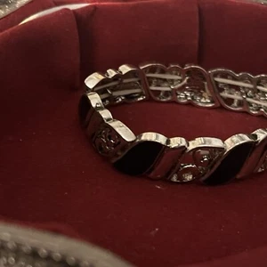 Silver Tone Scroll Wide Stretch Bracelet Silver Tone w/ Black Stone - Picture 1 of 16