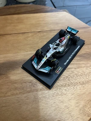 F1 Lewis Hamilton 1:43 2022 Mercedes by Bburago 18-38066H Model no driver - Image 1 of 4