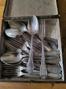 Louis Schooman 12 Löffel 12 Vorspeisengabeln Metall versilbert Rocaille  - Bild 1 von 21