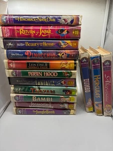 VINTAGE Disney Masterpiece VHS Movie Collection Lot 14 Tapes Hunchback Fantasia - Imagen 1 de 8
