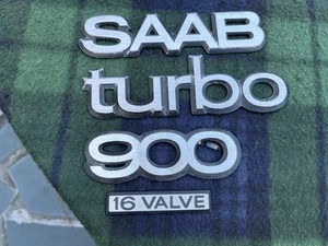 Saab Classic 900 Emblem Set - Picture 1 of 3
