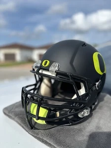 OREGON DUCKS VOLT CUSTOM RIDDELL SPEED FULL SIZE FOOTBALL HELMET  - Picture 1 of 22