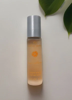 The Healing Garden Tangerinetherapy Roll On Scent 0,33 fl oz, como en la foto. Foto 1 de 4