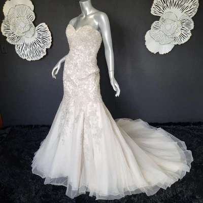 NUEVO CON ETIQUETAS~$3299~VESTIDO DE NOVIA ALLURE~TALLA 2/4~CHAMPAGNE SIN TIRANTES Y ACAMPANADO Foto 1 de 4