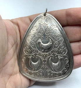 1973 Handtuch Sterlingsilber 3 französische Hühner Weihnachtsschmuck Medaillon ~ 26 g - Bild 1 von 8