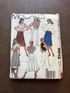 Gonne vintage McCalls modello da cucire 9012 manca taglia 10 *non tagliate * - Foto 1 di 2