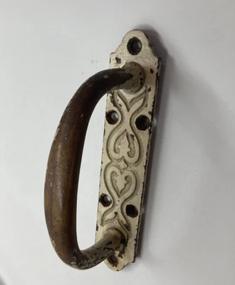Tirador de puerta vintage grande de metal fundido ornamentado 7,5 pulgadas de largo restaurar Foto 1 de 4