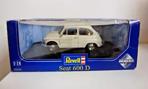 Revell Seat 600 D 1:18 08848 Metal Toy Car Boxed Model Sealed Box - Picture 1 of 12