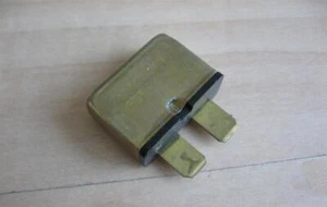Disyuntor automotriz Ford F6HT-14526-NA F6HT14526NA 11A 11 amperios #M147DL - Imagen 1 de 5