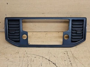 2017 + Volkswagen VW Crafter MK2 - Radio Surround Trim with Dash Vents - Picture 1 of 3