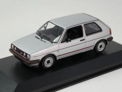 Minichamps Maxichamps Volkswagen Golf GTi silver metallic 1985 1/43 940054126 - Immagine 1 di 4
