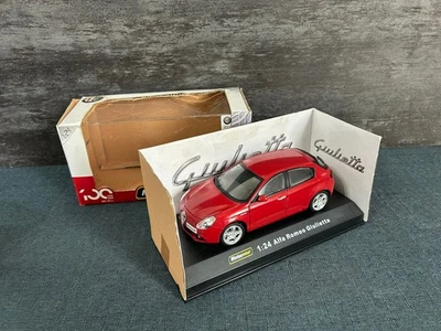 ALFA ROMEO GIULIETTA 940 centenario 1910-2010 scala 1/24 MOTORAMA Cararama - Immagine 1 di 4