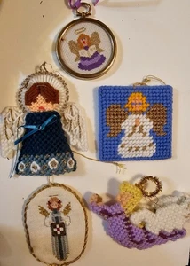 Menge fünf Vintage Handarbeit Engel Ornamente Nadelspitze Kreuzstich gehäkelt - Bild 1 von 7