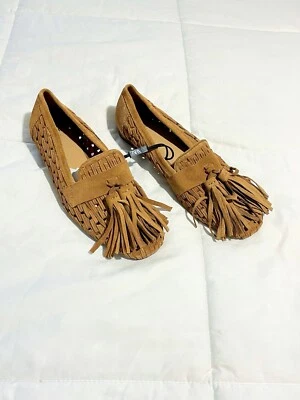 Mocasín de gamuza tejido con borlas ZARA para mujer en color tostado NUEVO talla US 6 EUR36 Foto 1 de 4