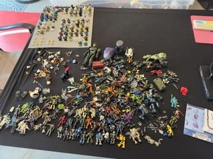 Mega Bloks HALO And Lego Minifigure 200+ - Picture 1 of 9