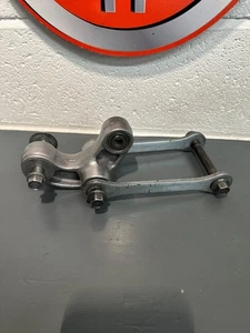 SUZUKI SV 650 STOSSDÄMPFER GESTÄNGE SV650 GESTÄNGE SV 650 HUNDEKNOCHEN SV GESTÄNGE 17G - Bild 1 von 7