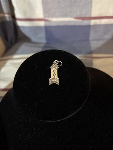 1 inch stamped sterling pendant - Picture 1 of 5