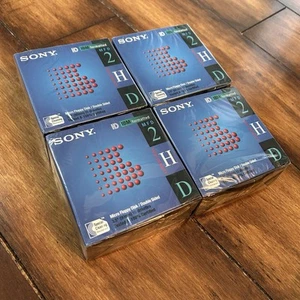 NEW 4 SONY Micro 3.5" Floppy Disc Double Sided IBM Formatted MFD-2HD 10-Packs - Afbeelding 1 van 5