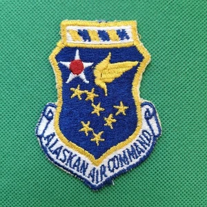 Parche del Comando Aéreo de Alaska de la Fuerza Aérea de los Estados Unidos años 60/Guerra Fría - Imagen 1 de 5