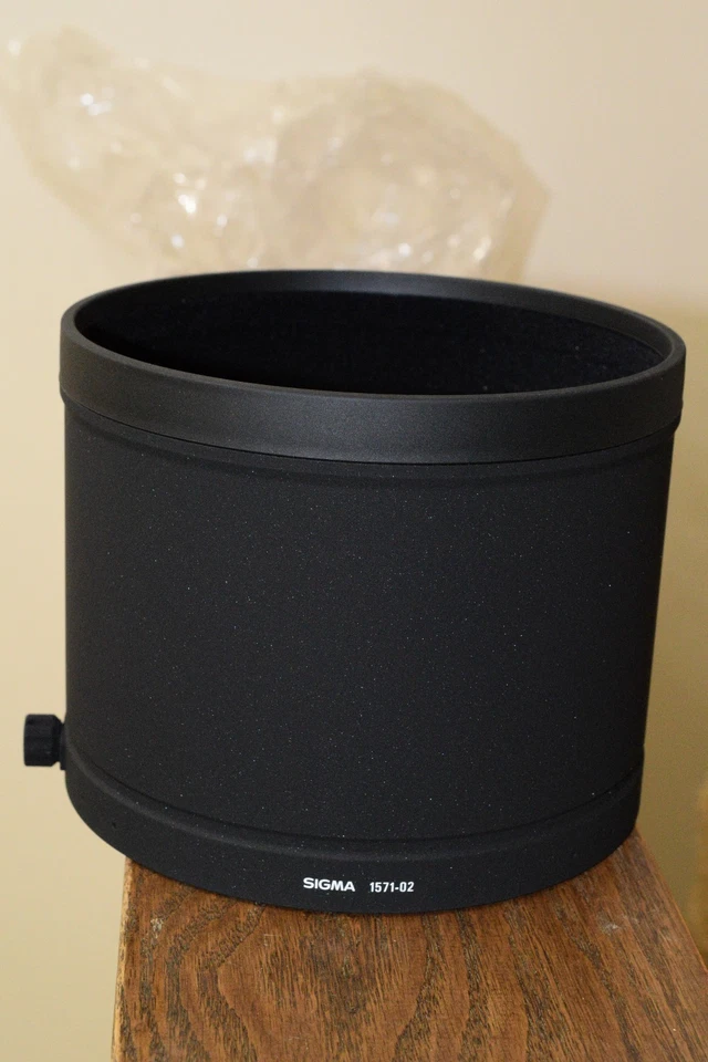 Sigma 1571-02 Lens Hood NEW! for 300-800mm F5.6 EX DG HSM (RARE & hard to find!) - Image 1 of 4