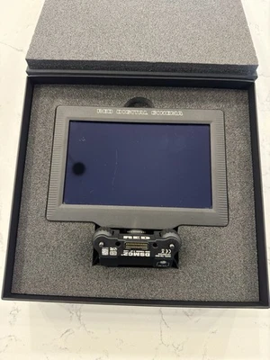 ROJO Digital Cinema PRO TOUCH 7.0" LCD DSMC2 Foto 1 de 4