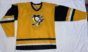 1980-1984 Pittsburgh Penguins #3 vintage NHL hockey home Jersey Large CCM - Picture 1 of 10