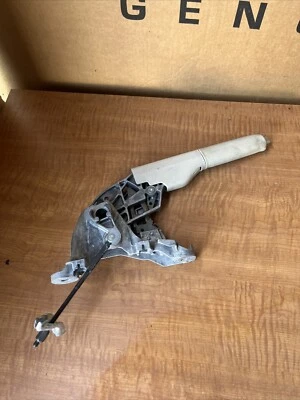 Manija de freno de emergencia Volkswagen Golf R 1K0711303 OEM Foto 1 de 4