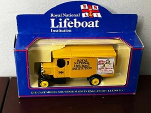 Vintage LLEDO Diecast 1931 Morris Van Lifeboat LP43 New in box - Picture 1 of 9